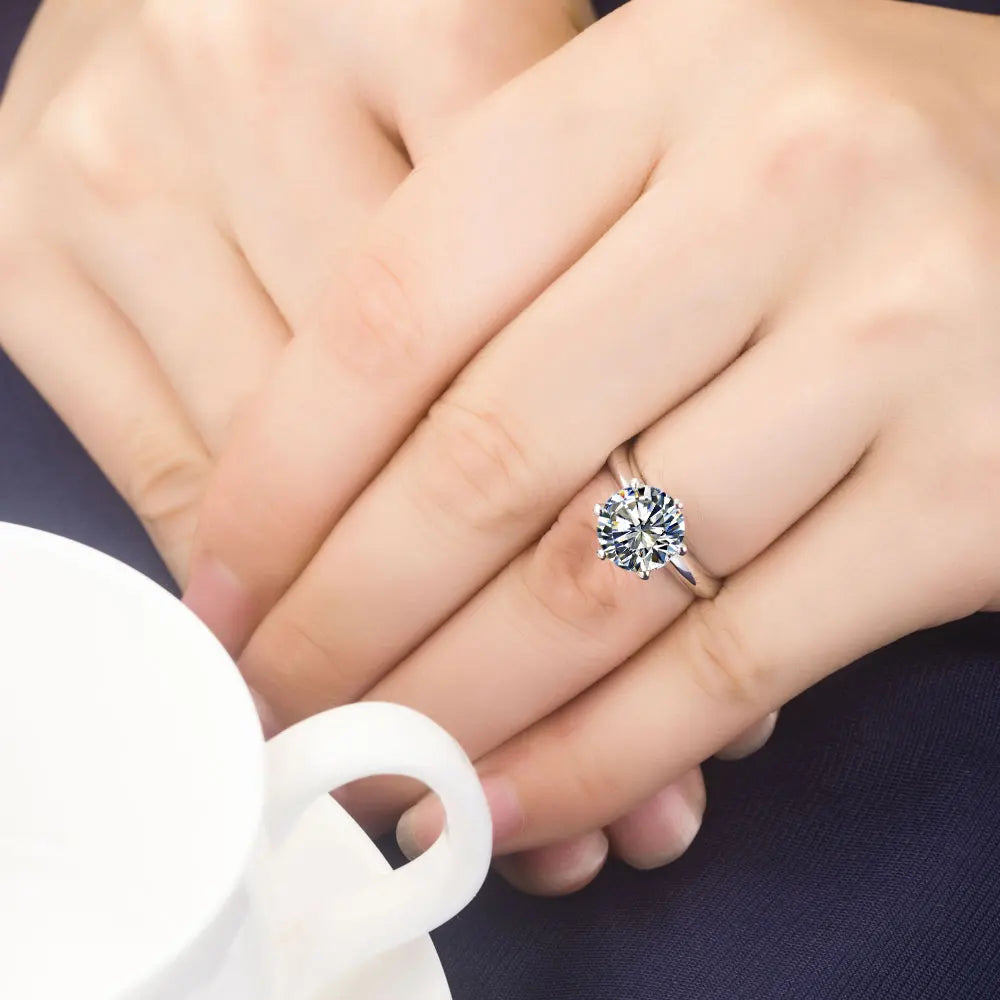 White Gold 2CT Moissanite Ring