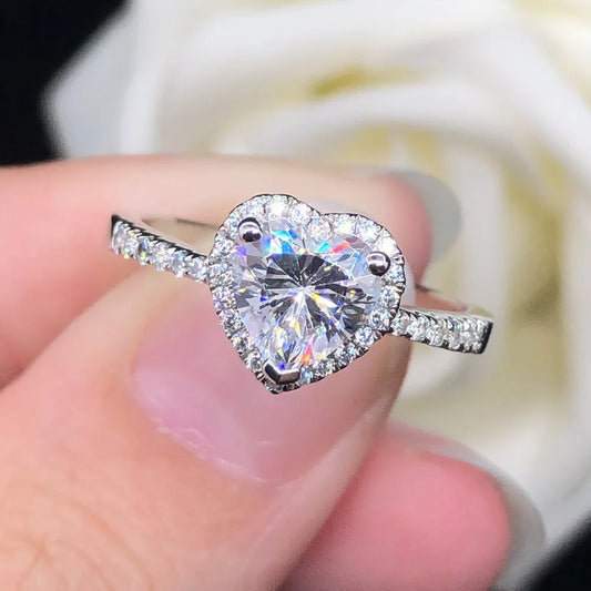 Heart Shape 1CT Moissanite Diamond Ring