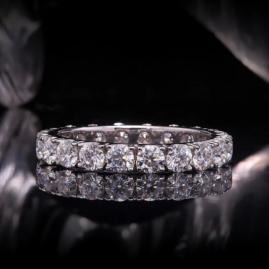Round Cut 2.5MM Lab Grown Diamond Band Ring