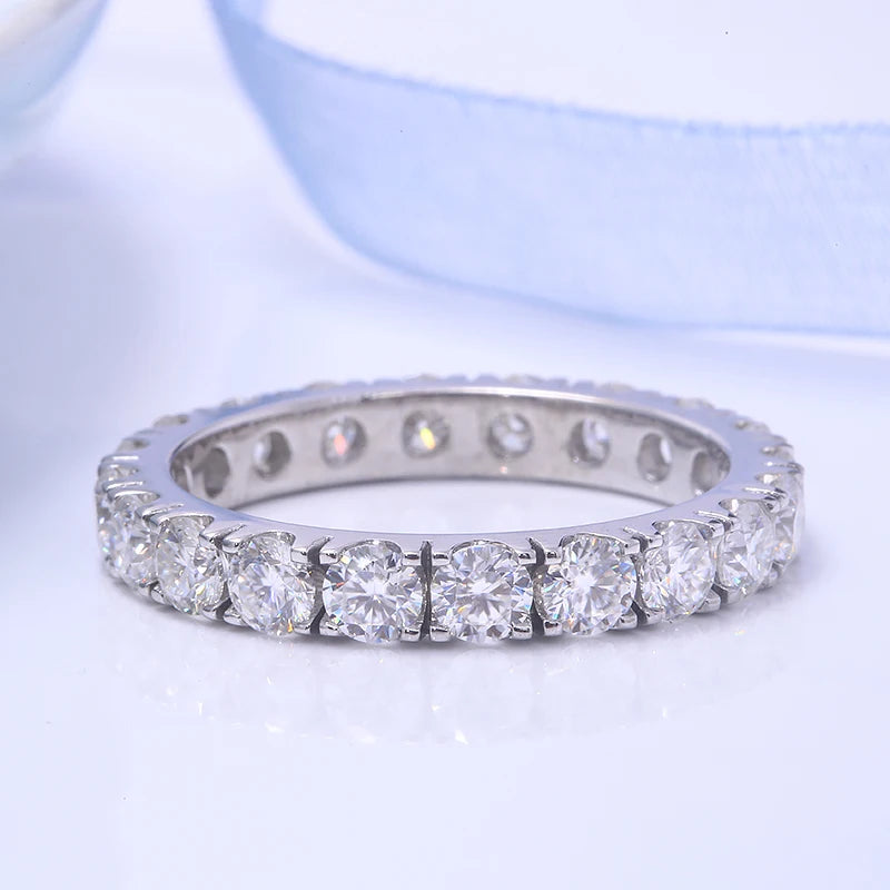 Round Cut 2.5MM Lab Grown Diamond Band Ring