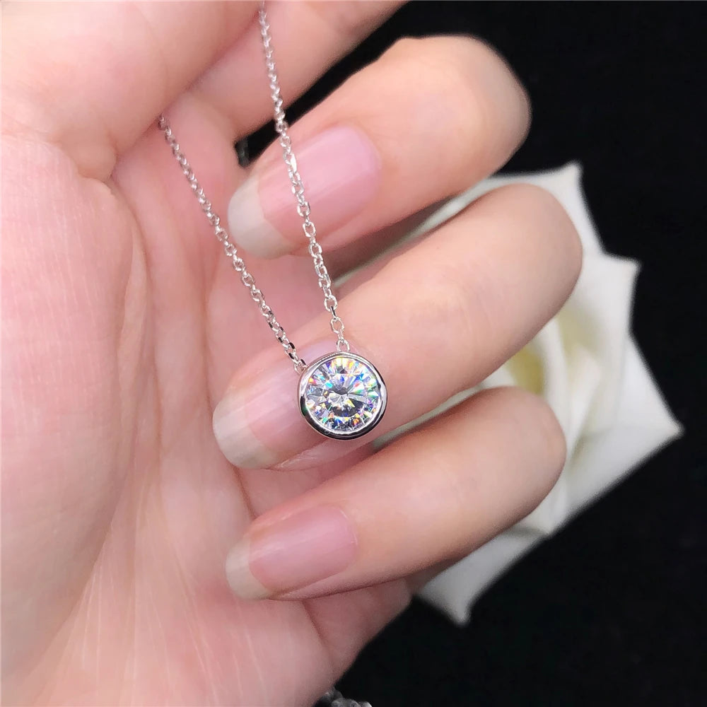 Solid 14K White Gold Round Brilliant 1CT Moissanite Necklace