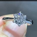 Round Shape 1.006ct CVD Lab Grown Diamond With IGI Ring